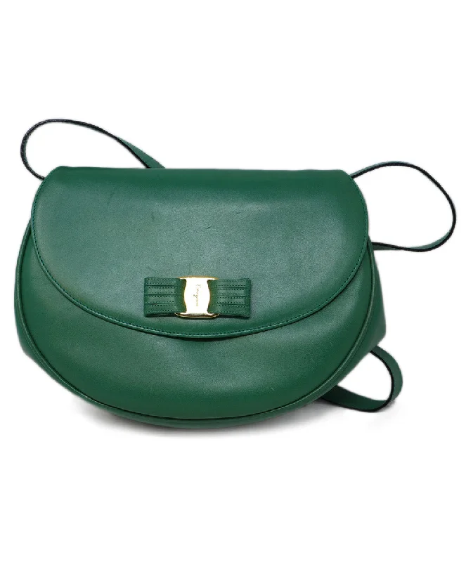 Final Sale Ferragamo Green Leather Shoulder Bag High-End Bags, Low-End Prices