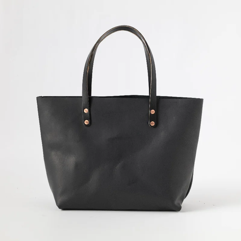 Must-Have Style Discounts Black Vegetable Tanned East West Tote Limited-Stock Bag Clearance – Grab Your Favorite Now Must-Have Style Discounts Black Vegetable Tanned East West Tote Limited-Stock Bag Clearance – Grab Your Favorite Now