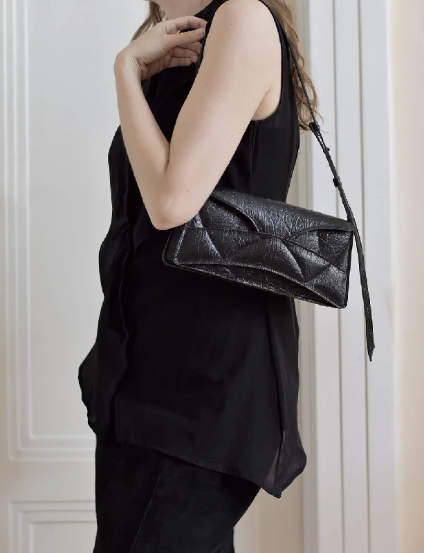 Flash Sale On Premium Bags The Enigmatic Heart Bag - Vegan - In-Stock Shop Timeless And Trendy Bags At Limited-Time Discounts Flash Sale On Premium Bags The Enigmatic Heart Bag - Vegan - In-Stock Shop Timeless And Trendy Bags At Limited-Time Discounts