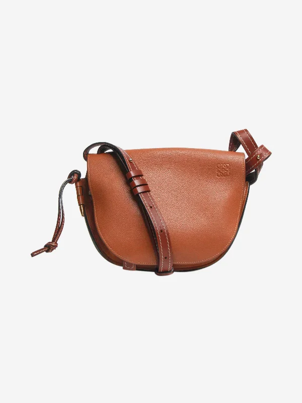 Professional Bags With Office Discounts Tan small Gate shoulder bag The Ultimate Handbag Sale – Elegant Styles At Lower Prices Professional Bags With Office Discounts Tan small Gate shoulder bag The Ultimate Handbag Sale – Elegant Styles At Lower Prices