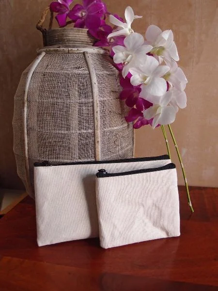 Casual Chic 360 ct Mini Flat Zippered Jute Blend Canvas Pouch - By Case Fashion-Forward Bags, Now On Sale Casual Chic 360 ct Mini Flat Zippered Jute Blend Canvas Pouch - By Case Fashion-Forward Bags, Now On Sale