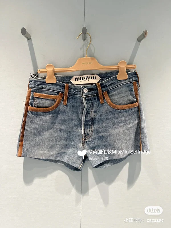 Stylish Looks ADCC - MMU Women Clothes - 500 Fashionable Bags At Must-Have Prices