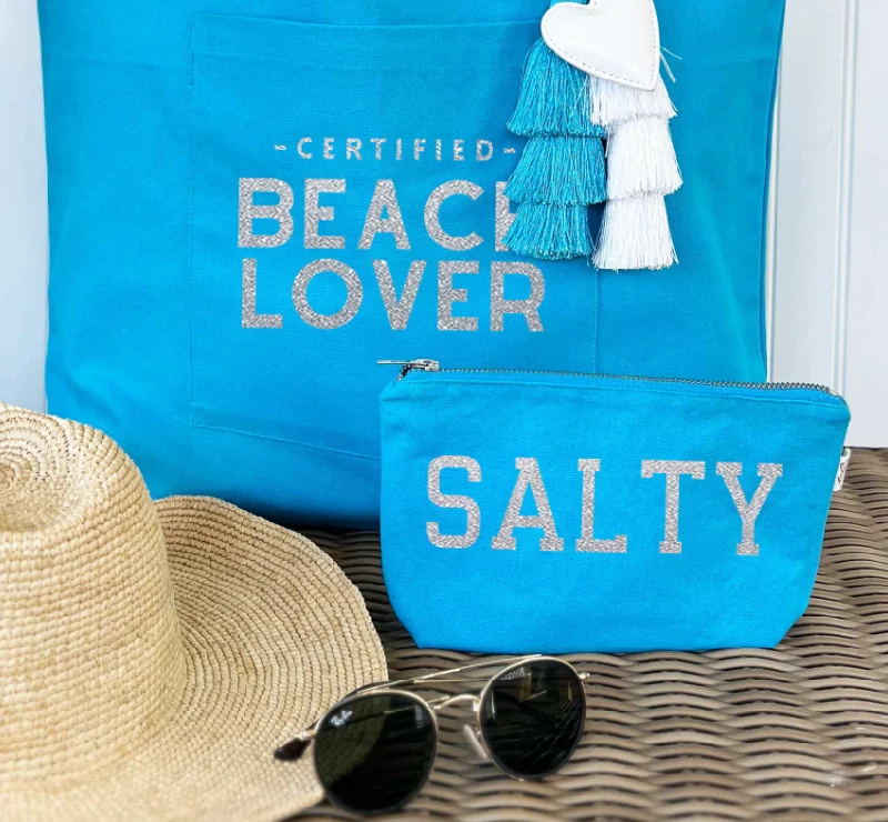 Best Deals Of The Season Makeup Bag: Aqua - SALTY NEW Premium Handbags At Unbeatable Markdowns Best Deals Of The Season Makeup Bag: Aqua - SALTY NEW Premium Handbags At Unbeatable Markdowns