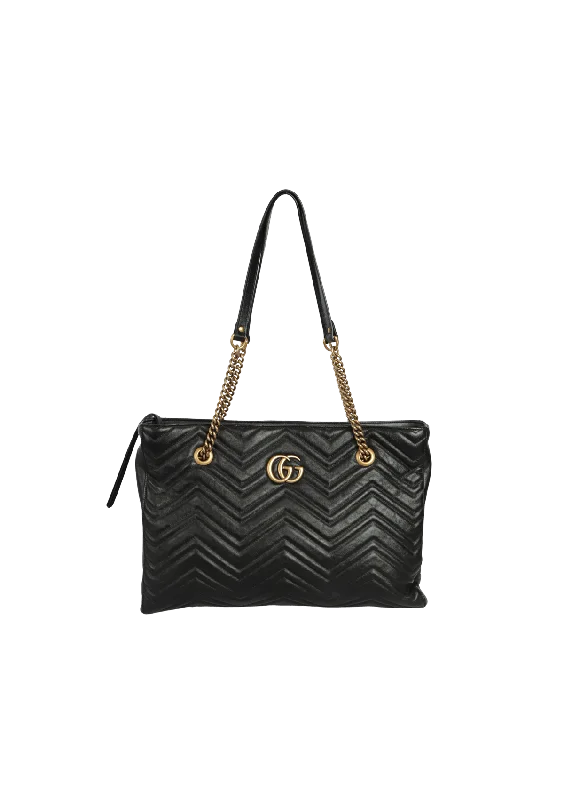 Stylish Bags For Fashion Influencers And Bloggers GG MARMONT CHAIN TOTE BAG Stylish Bags, Unbeatable Prices