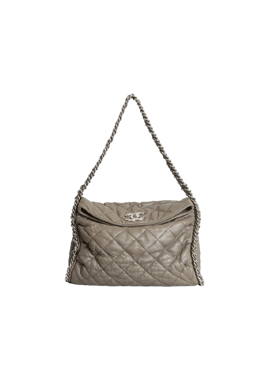 Unleash Your Trend Driven Style CHAIN AROUND HOBO Shoulder Bags, Crossbody Bags, And More On Sale Unleash Your Trend Driven Style CHAIN AROUND HOBO Shoulder Bags, Crossbody Bags, And More On Sale