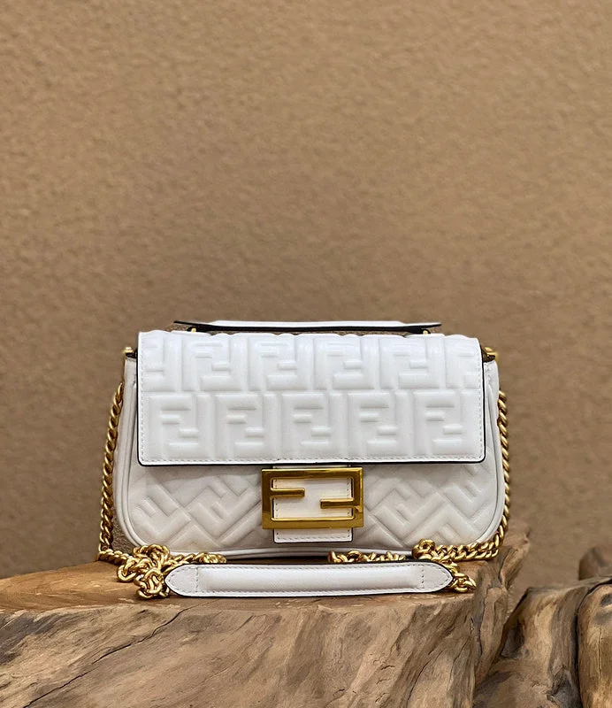 Break Fashion Norms FDI Bags - Luxurious Bags  477 Statement Handbags At Unbeatable Discounts