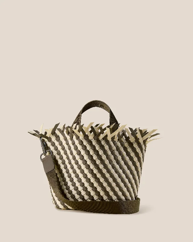 Contemporary Chic Promotions Havana Small Tote Striped | Carrara High-Fashion Handbags At Reduced Costs Contemporary Chic Promotions Havana Small Tote Striped | Carrara High-Fashion Handbags At Reduced Costs