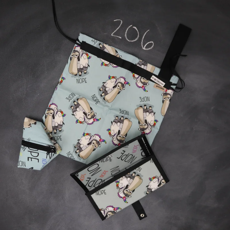 Save Big Bag Bundle #206 Stylish Totes, Exclusive Savings