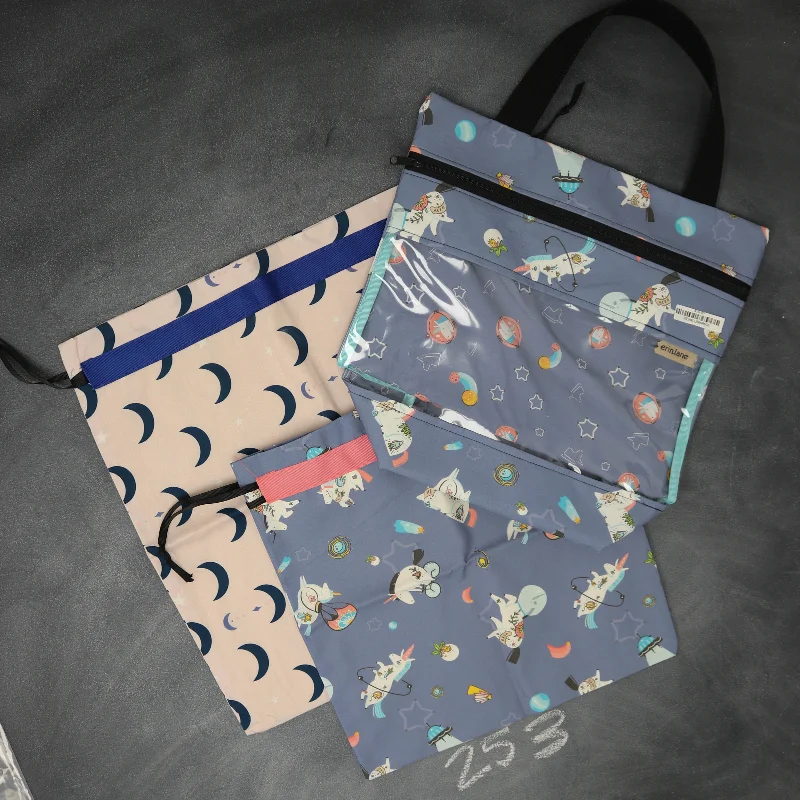 Sophisticated Street Style Offers Bag Bundle #253 Fashion Bags, Huge Savings