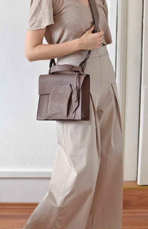 Cyber Monday Discounts On Bags Shift Bag - Latte Brown Carry Elegance For Less – Best Bag Deals Here Cyber Monday Discounts On Bags Shift Bag - Latte Brown Carry Elegance For Less – Best Bag Deals Here