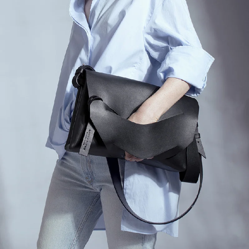 Cyber Monday Discounts On Bags Boomerang Hybrid Bag Táska - Black Trendy Bags, Huge Savings