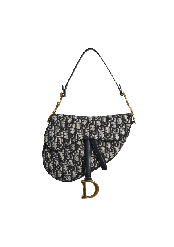 Trendy Bags For Women And Men In 2025 OBLIQUE SADDLE BAG Huge Handbag Markdowns – Update Your Collection Now Trendy Bags For Women And Men In 2025 OBLIQUE SADDLE BAG Huge Handbag Markdowns – Update Your Collection Now