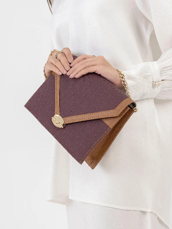 Envelope Shaped Handbag Luxury Meets Affordability – Shop Stunning Bags Now