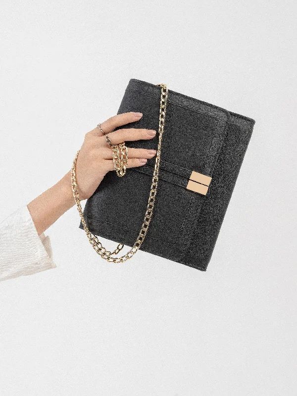 Classic Handbag Chic And Affordable Bags – Grab Yours Today