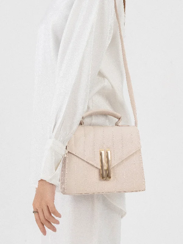 Stitch Pattern Handbag Sleek And Stylish Handbags At Lower Prices