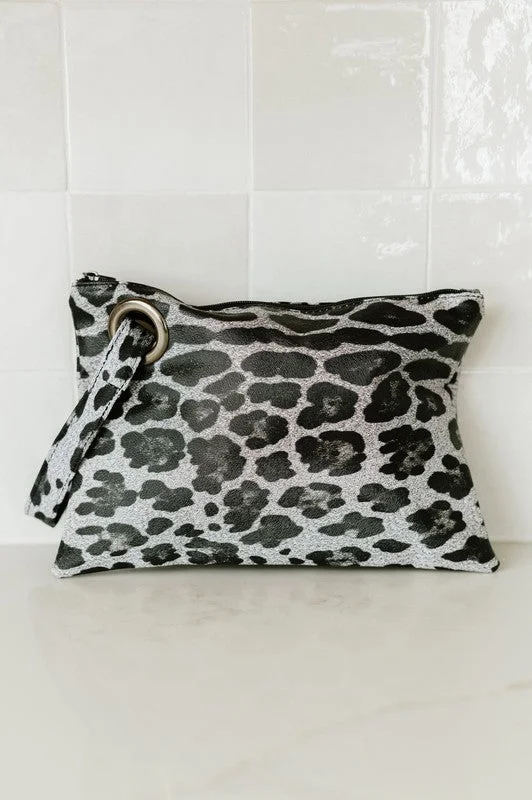 GREY LEOPARD