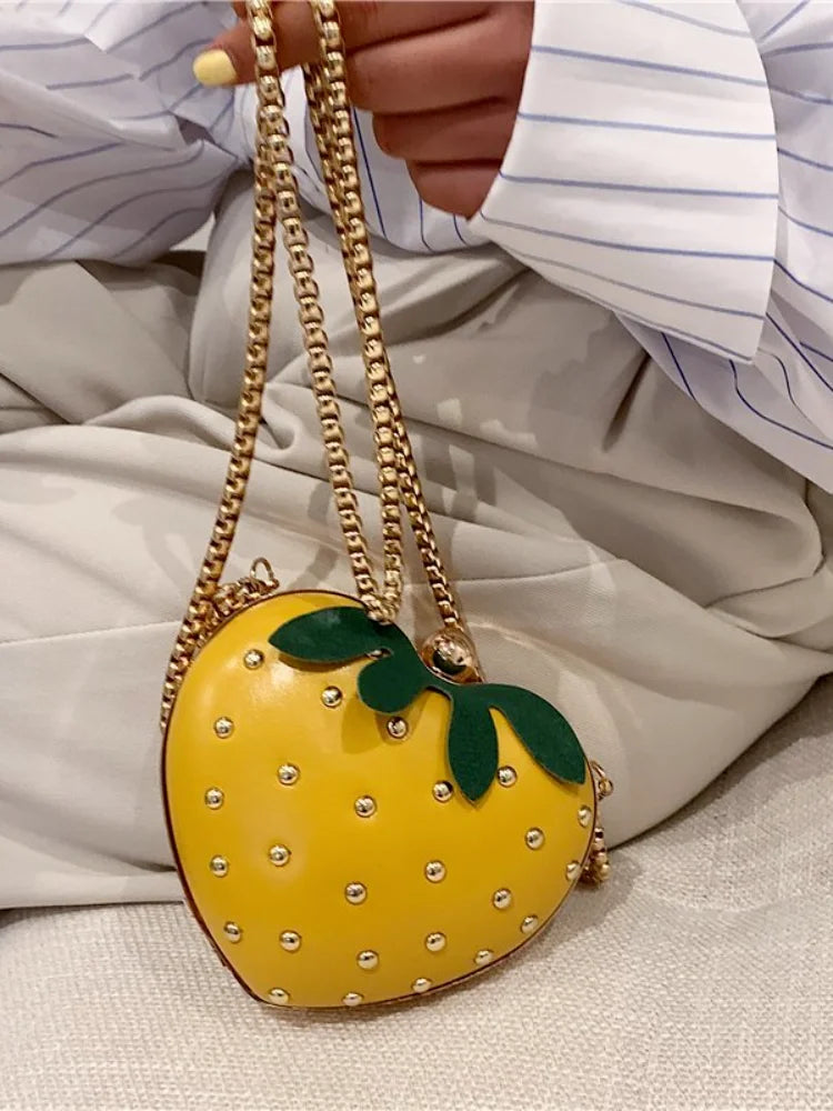 Mini Cute Strawberry Shape Purse Women Chain Shoulder Bag Fashion Flap Handbag Girl Creative Messenger Tote Clutch Bag Chic Shoulder Bags At Promotional Rates Mini Cute Strawberry Shape Purse Women Chain Shoulder Bag Fashion Flap Handbag Girl Creative Messenger Tote Clutch Bag Chic Shoulder Bags At Promotional Rates