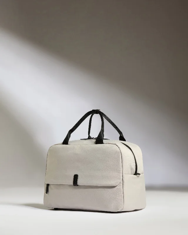 Essential Overnight Bag in Taupe High-End Bags, Low-End Prices