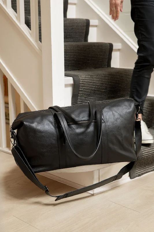 Sorrento Black Smooth Leather Weekender Huge Handbag Markdowns – Update Your Collection Now Sorrento Black Smooth Leather Weekender Huge Handbag Markdowns – Update Your Collection Now